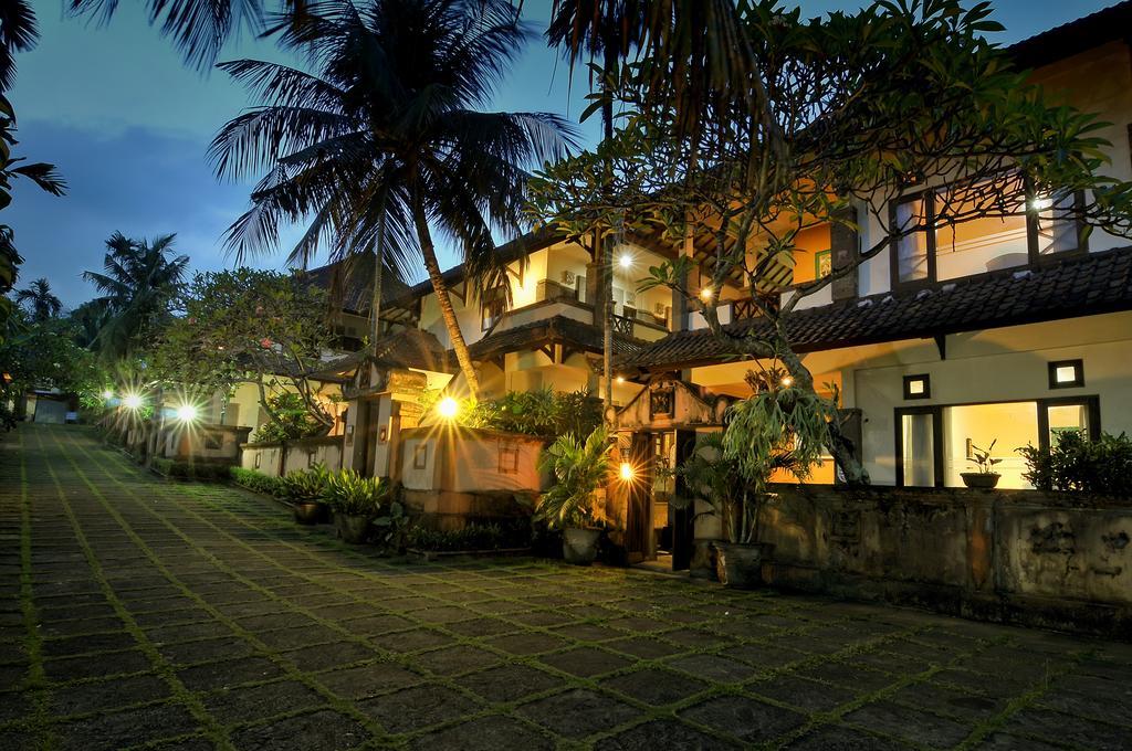 Tanah Lot Dewi Sinta Hotel And Restaurant מראה חיצוני תמונה